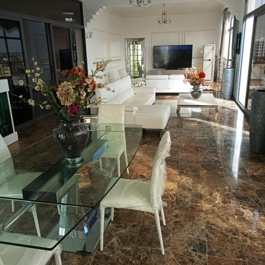 Penthouse de la Résidence Bour Sine au Point E DAKAR, Sénégal, West Africa Appartamento